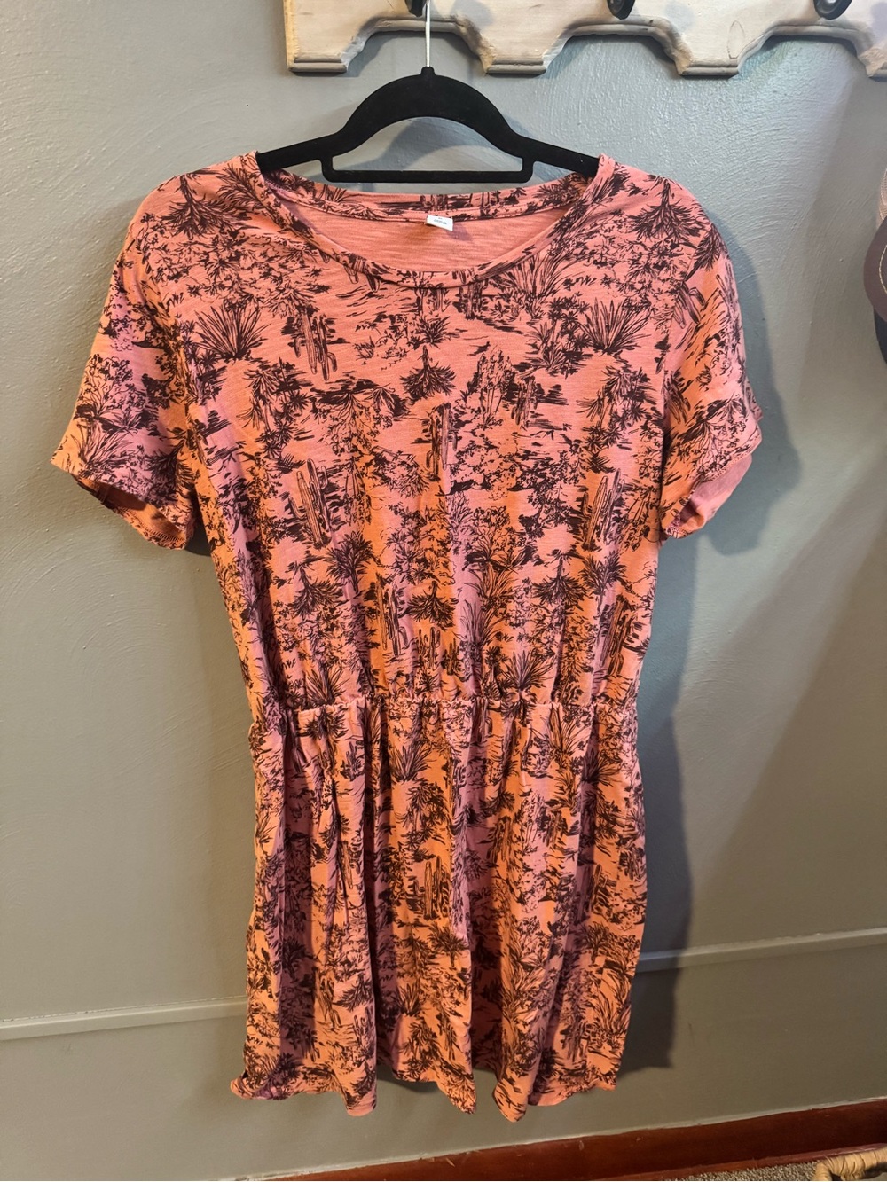 Tops Subcategory Identification